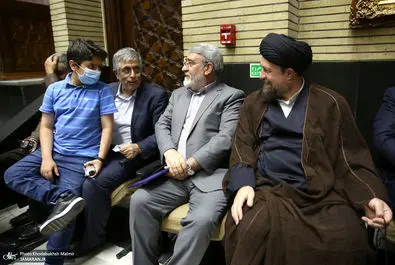 مراسم ترحیم مادر اسحاق جهانگیری