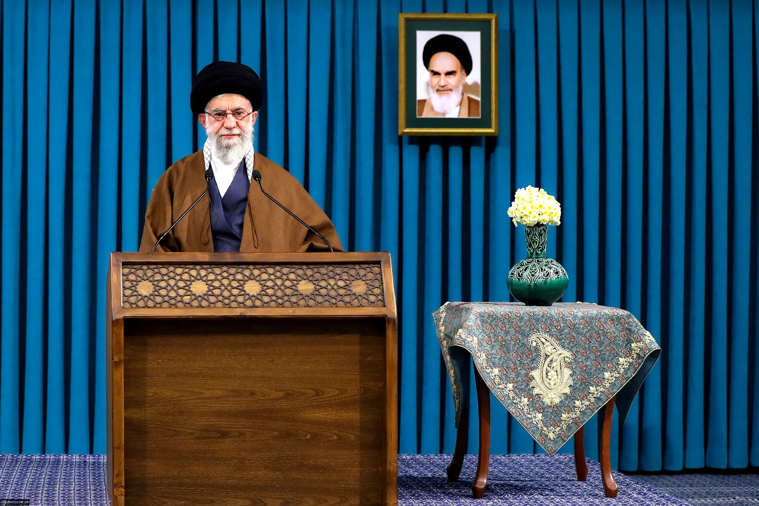 رهبر انقلاب درباره تفاوت دو دولت  روحانی و رئیسی چه گفتند