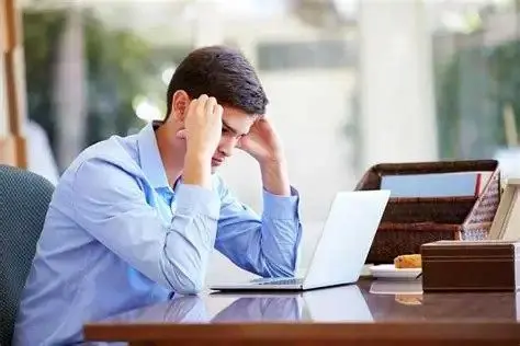 چرا جوانان فراموشی می‌گیرند؟