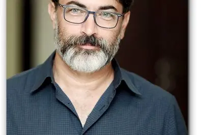 پارسا پیروزفر