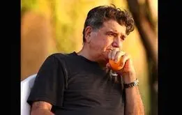 تصویری از استاد محمد رضا شجریان و پدرش