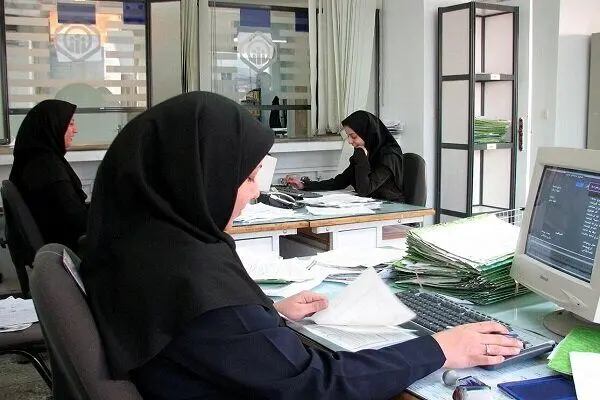 خبر خوش برای زنان کارمند/ ساعت کاری زنان کم می شود؟ 