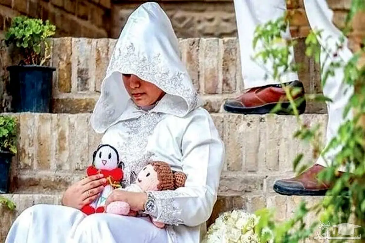 درخواست طلاق به خاطر عروسک‌بازی همسر

