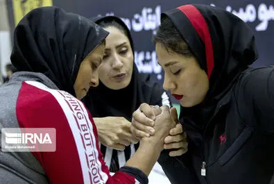 مچ اندازی زنان