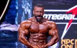 هادی چوپان استقلالی است یا پرسپولیسی؟