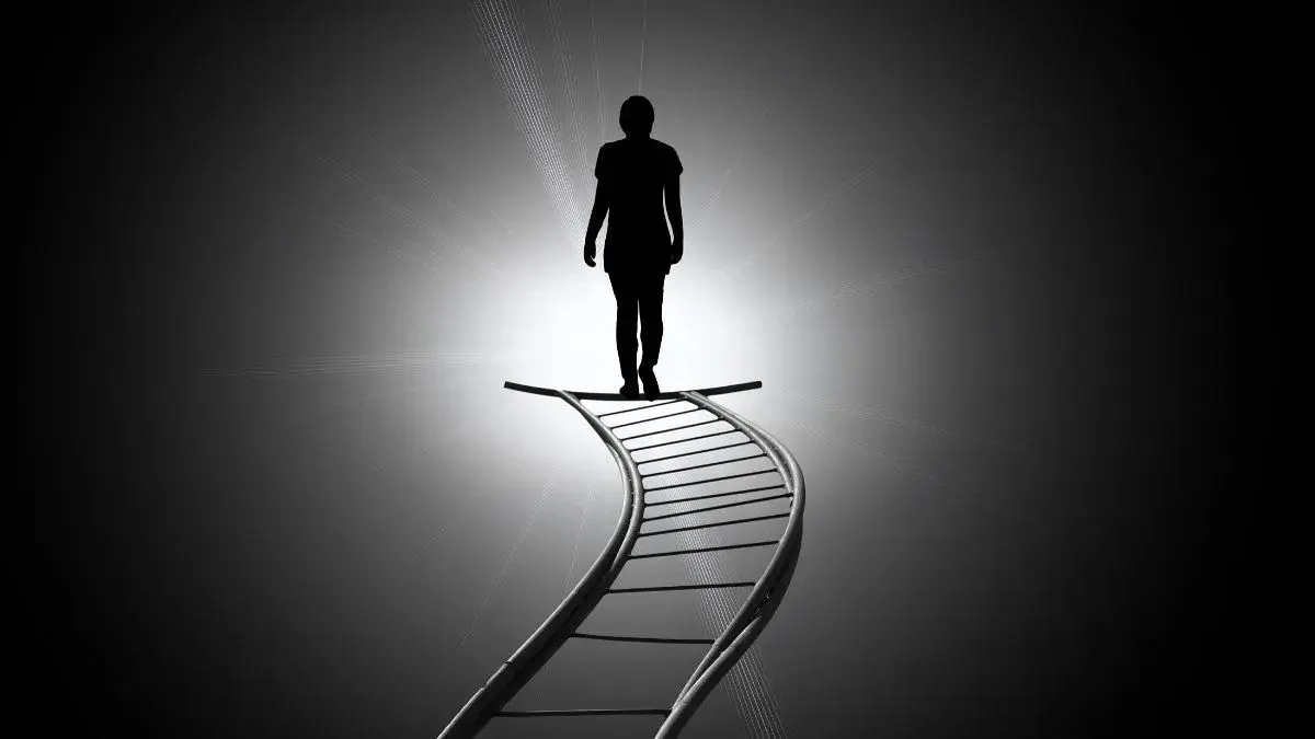 از ۷ دقیقه تا ۷ ساعت بعد از مرگ چه اتفاقی در بدن می‌افتد؟