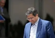 اولین تصمیم دلاری  رئیس جدید بانک مرکزی؛خط و نشان همتی برای بانک‌های ناتراز

