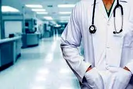 خبر تکان دهنده از وضعیت مهاجرت پزشکان/ مهاجرت 10 هزار پزشک فقط در دو سال!