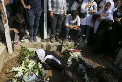 تشییع پیکر  دو برادر جان باخته  بهبهانی