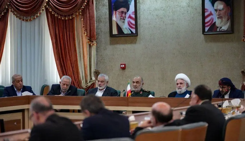 جلسه گروه‌های مقاومت و فرماندهان سپاه در تهران 

