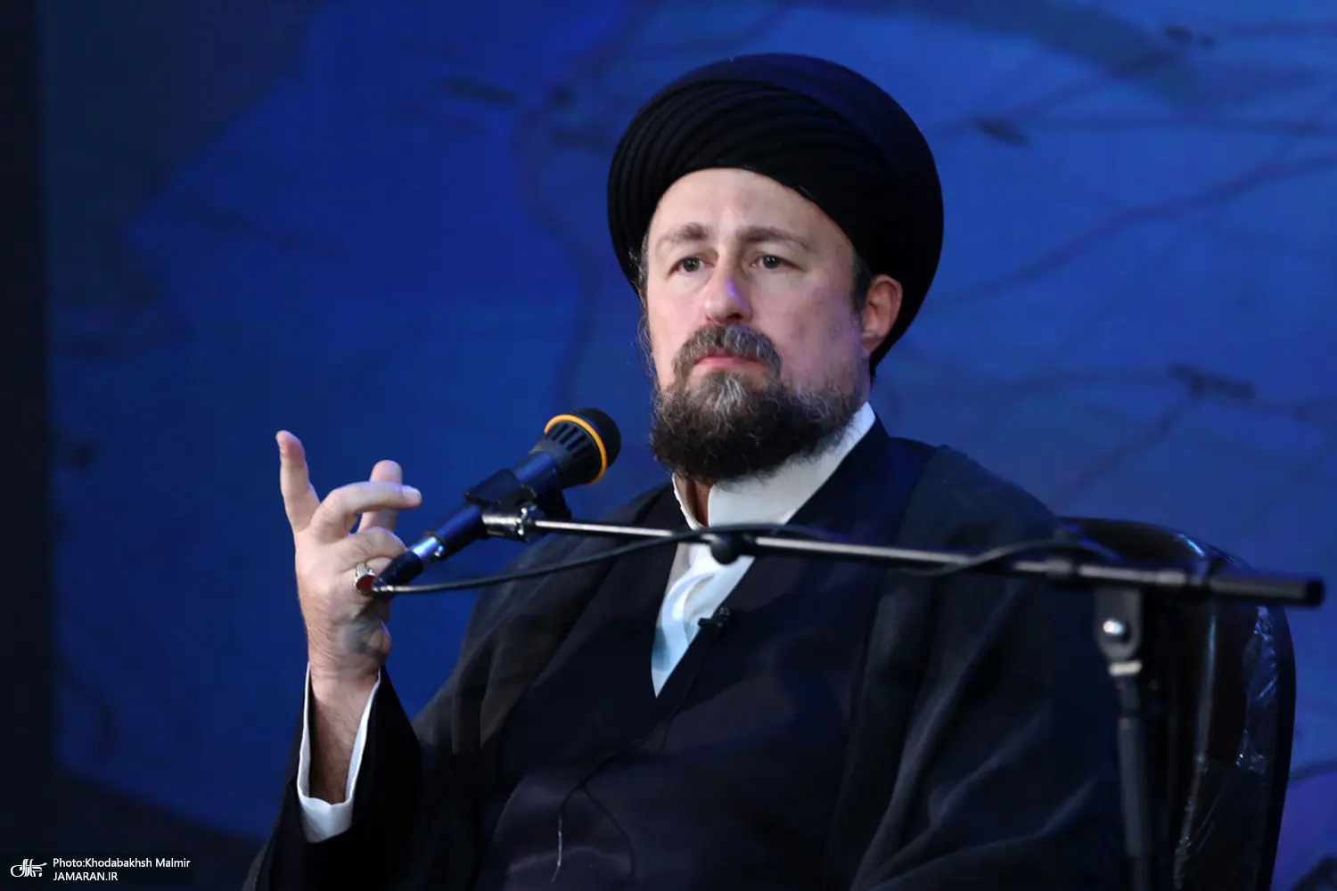 هشدار صریح سید حسن خمینی