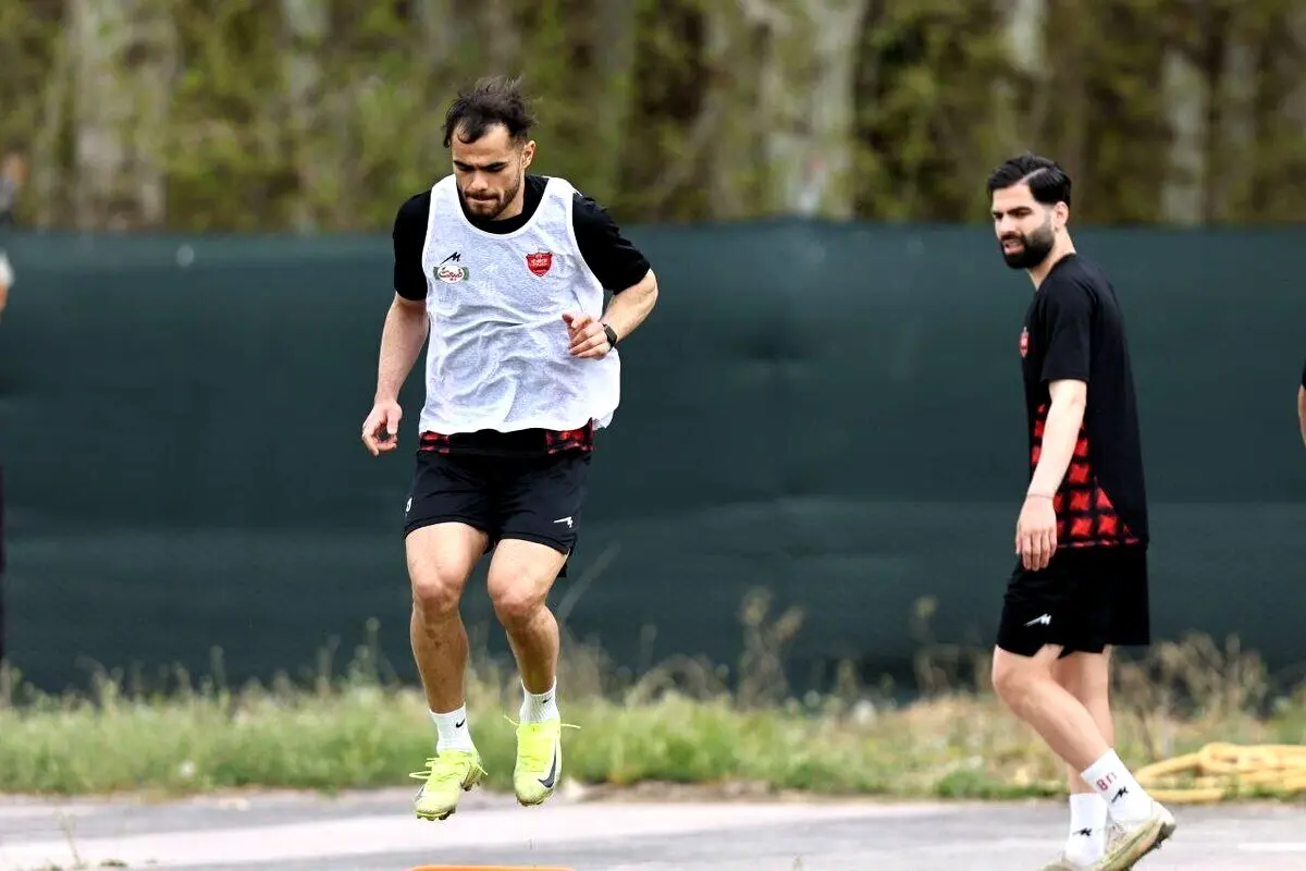 اوستون اورونوف از پرسپولیس رفتنی شد!