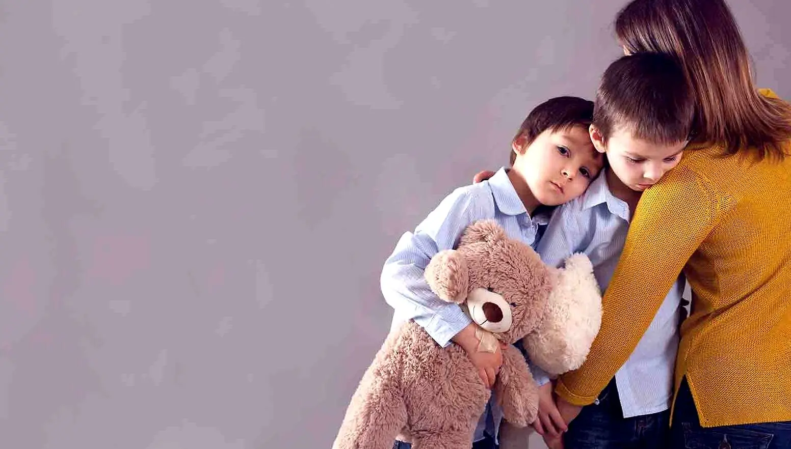 چطور از کودکان در مقابل اخبار بد محافظت کنیم؟