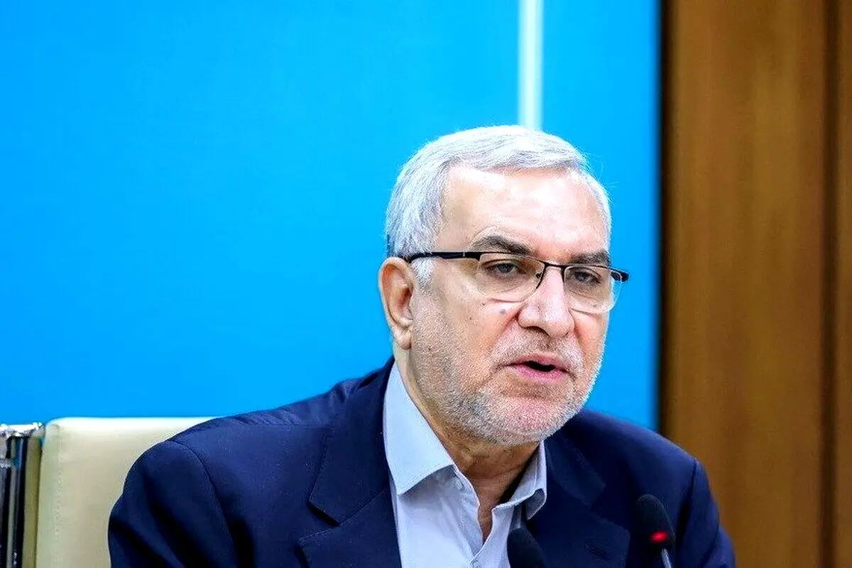 وزیر بهداشت: ابا دارم  آمار مهاجرت پزشکان و پرستاران را اعلام کنم 