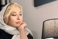 آوازخوانی مرجانه گلچین بر سر مزار مادرش+فیلم