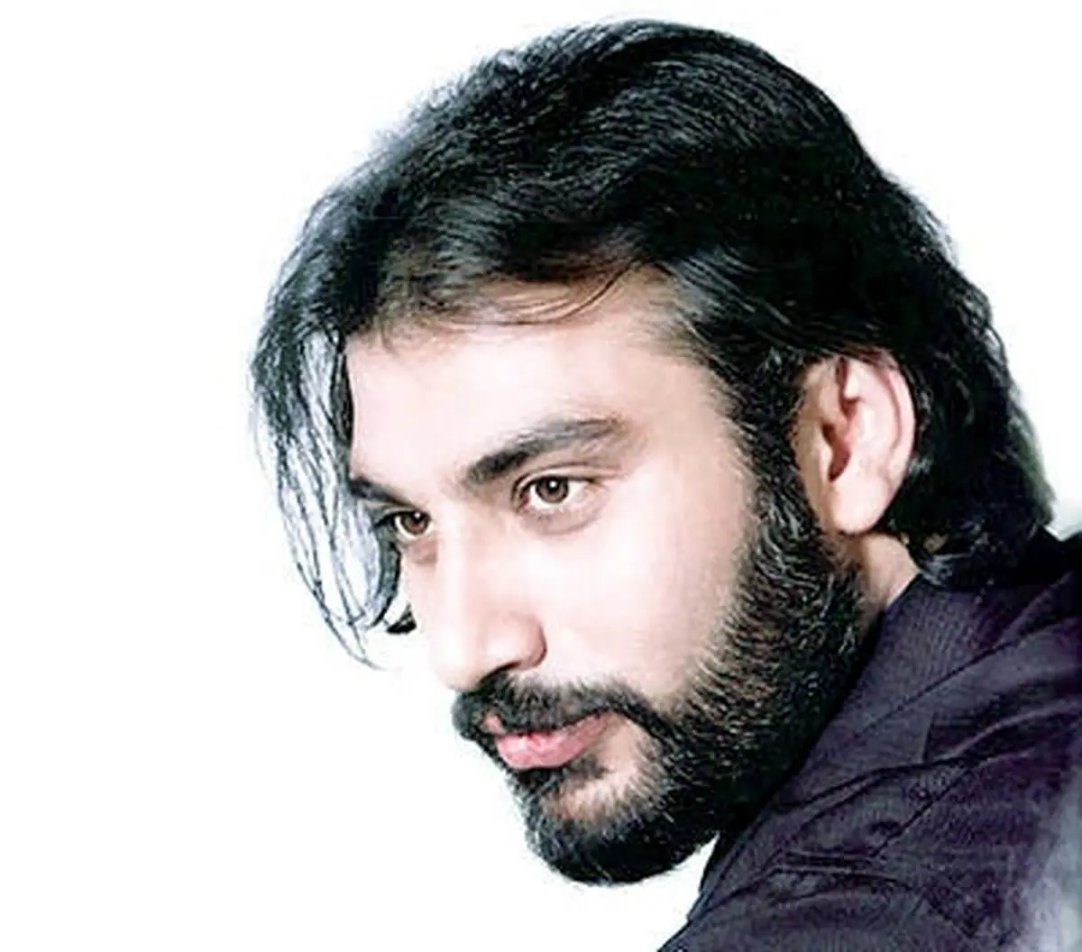 افشاگری از مرگ مشکوک خواننده مشهور کشور + فیلم