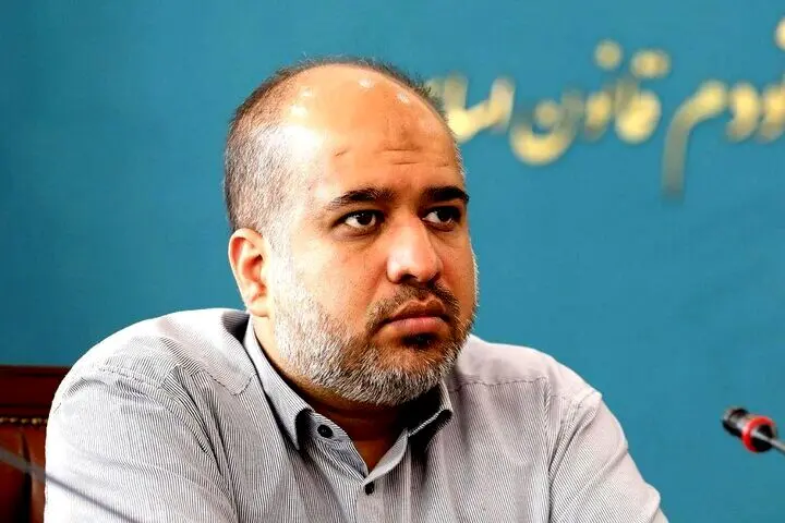 کمیسیون اصل نود به تخلفات دارویی سازمان غذا و دارو ورود کند