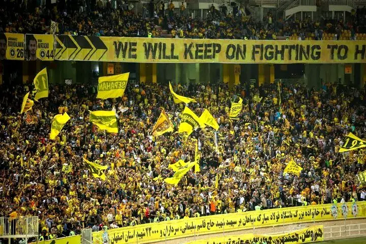 زمان دیدار سپاهان و پرسپولیس و  استقلال و گل‌گهر تغییر کرد

