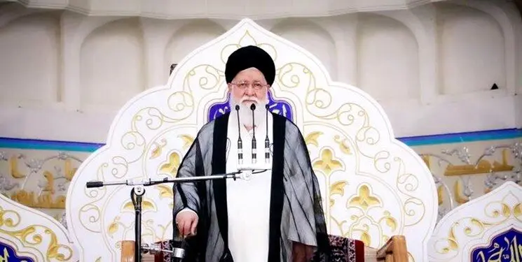 امام جمعه مشهد: بسیجیان نباید در برابر تحرکات دشمن منفعل باشند