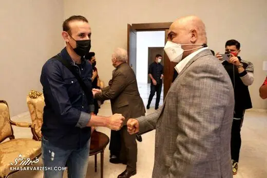 :یک تار موی یحیی گل محمدی را با ۱۰ مربی خارجی عوض نخواهم کرد