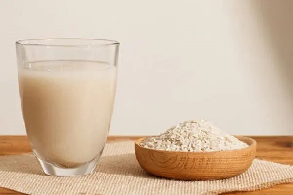 چطور از آب برنج برای تقویت موی سر خود استفاده کنیم؟