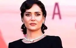 ببینید/ ​پریناز ایزدیار با گلوبند میلیاردی در جشنواره کن