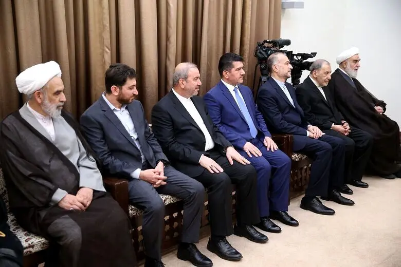 تغییر چهره عجیب مشاور رهبر انقلاب/ + عکس


