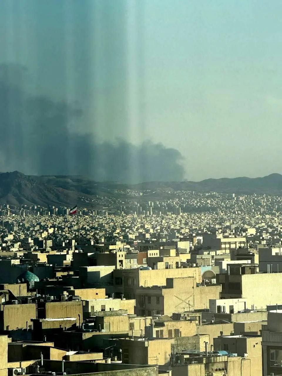 منشا دود سیاهِ  در آسمان تهران/فیلم
