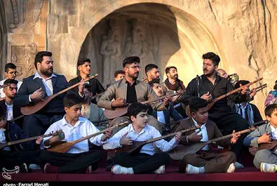 جشن جهانی نوروز در محوطه تاریخی طاقبستان
