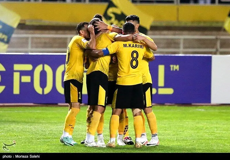 سپاهان در آتش/ ضربه بزرگ استقلال و پرسپولیس به سپاهان