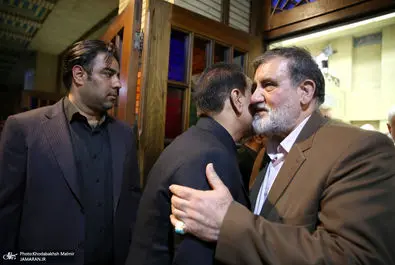 مراسم ترحیم مادر اسحاق جهانگیری