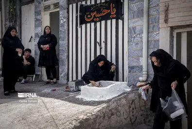 عزاداری بانوانِ نقاب‌زده در «چهل منبر» لرستان