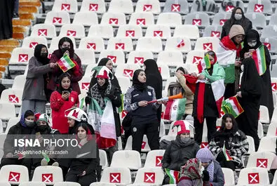 ورود زنان به ورزشگاه آزادی