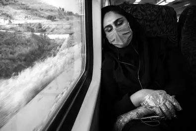 خواب در هیاهو