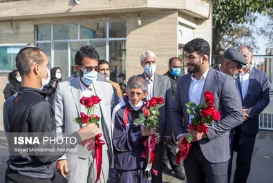 حسن یزدانی در آسایشگاه معلولین ذهنی شهید بهشتی مشهد