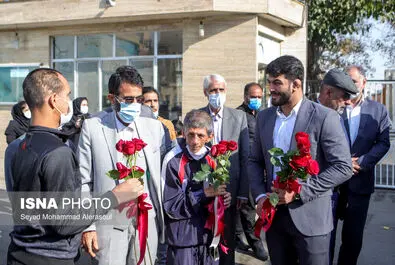 حسن یزدانی در آسایشگاه معلولین ذهنی شهید بهشتی مشهد