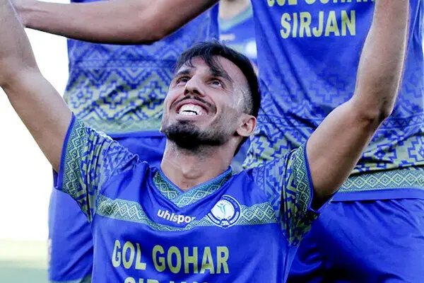 گزینه استقلال و پرسپولیس کنار فرهاد مجیدی