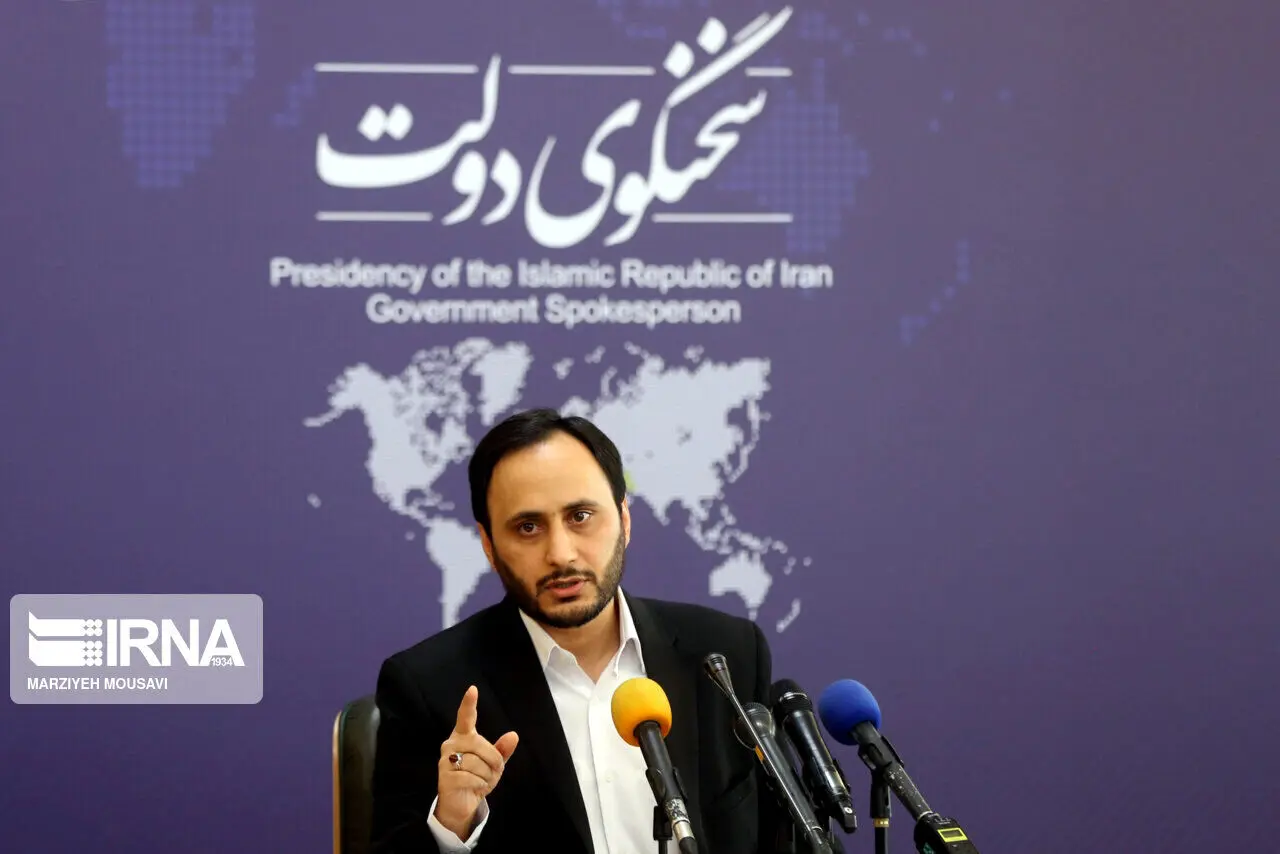 اطلاعات تازه از طرح بنزینی دولت | سخنگوی دولت: قیمت بنزین افزایش نمی یابد