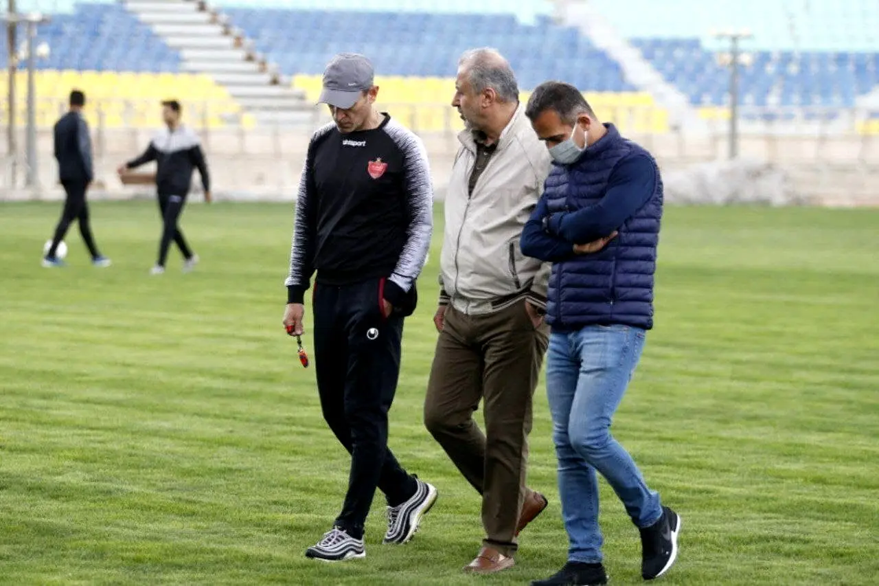 حضور یحیی گل محمدی در  تمرینات پرسپولیس 