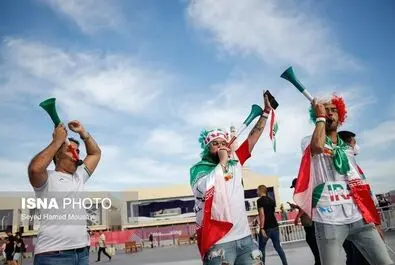 تصاویر جالب هواداران ایرانی در ورزشگاه الثومه