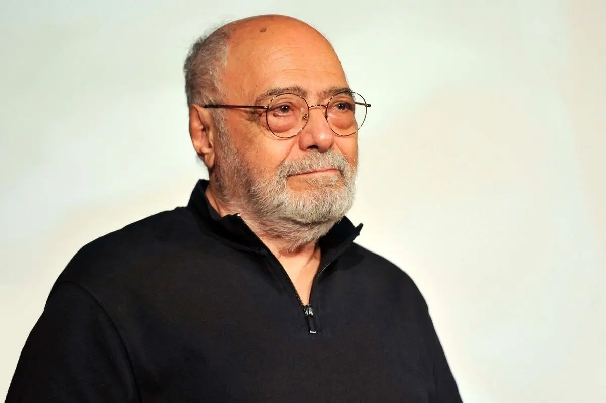 اکبر زنجان‌پور در بیمارستان بستری شد