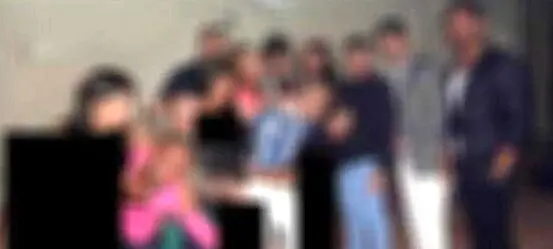 بازداشت ۲۳ نفر در یک مهمانی مختلط در کهک قم 



