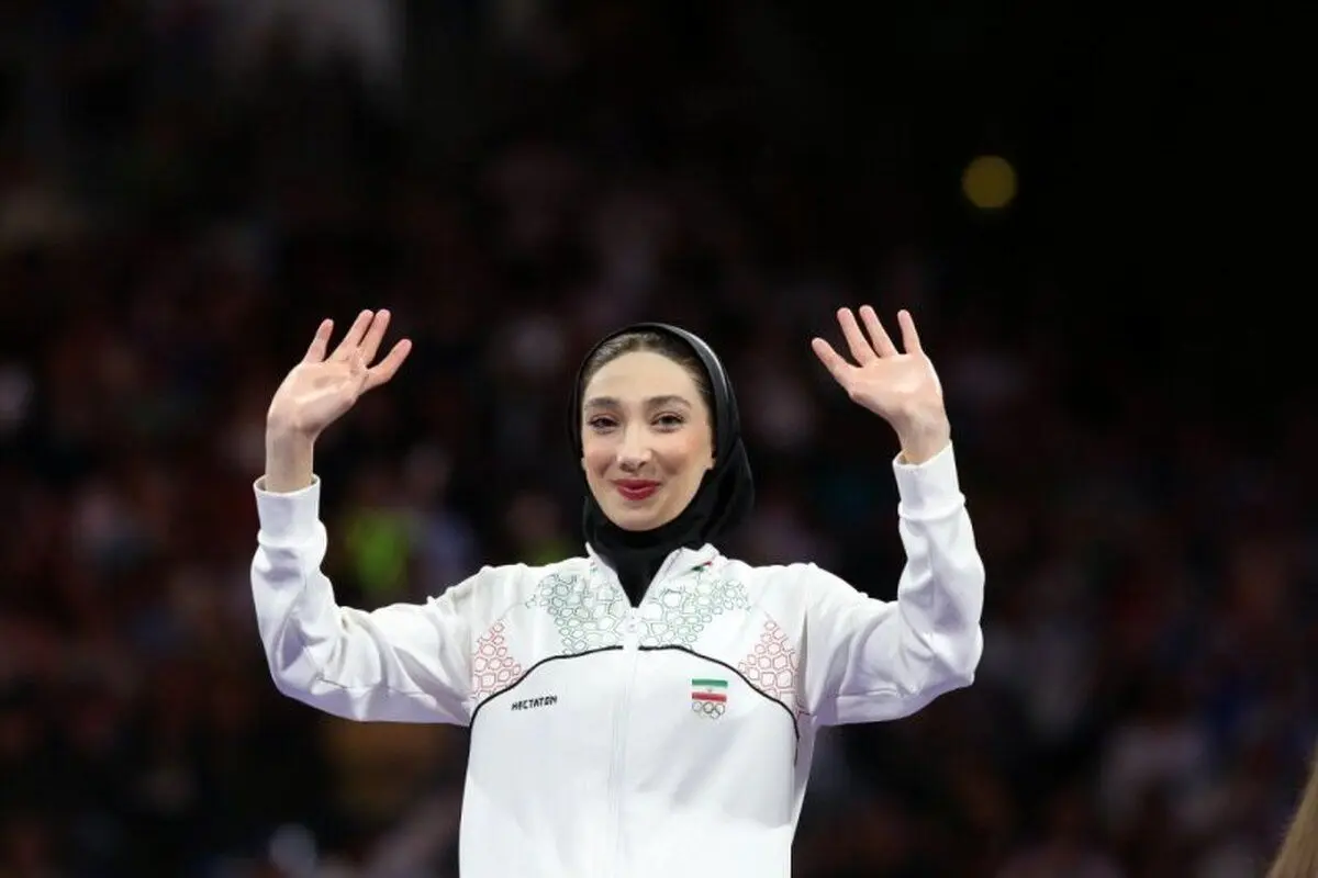 کری‌خوانی مبینا نعمت زاده برای ناهید کیانی به سبک امیر قلعه نویی