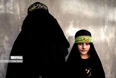 عزاداری بانوانِ نقاب‌زده در «چهل منبر» لرستان