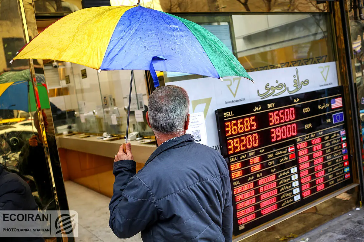 جدال جنگی بر سر قیمت دلار در تهران