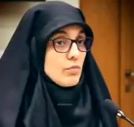 مجری بدون آرایش از صداوسیما کنار گذاشته شد!+فیلم
