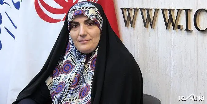 جای معلم در کلاس است نه دلالی و مسافر کشی | اعتراض  خانم نماینده  به عدم  اجرای رتبه بندی معلمان