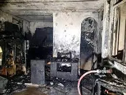 انفجار در ساختمان مسکونی و نجات ١٩ تن

