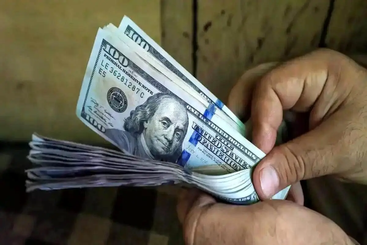 قیمت دلار آزاد امروز یکشنبه ۳۱ فروردین/ شوک بزرگ مذاکرات به قیمت دلار 
