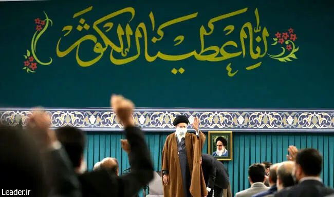 رهبر انقلاب : مداحی، موسیقیِ پاپ نیست.